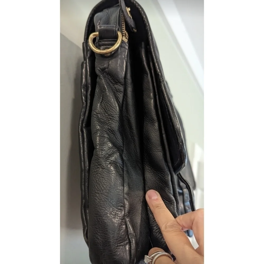 FRYE Vintage Black Leather Flap Over Satchel MISSING PARTS